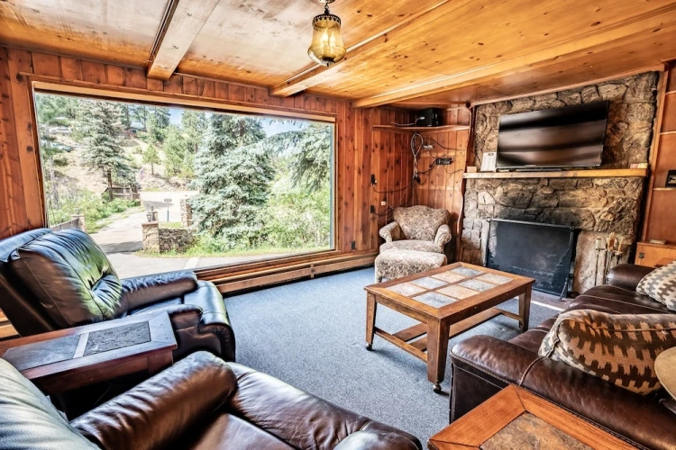 2 Bedrooms Family Cottage with mountain view