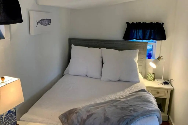 Private Beach Cottage for two in Sconset!