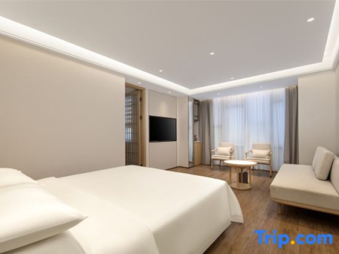 1 Bedroom Deluxe Suite