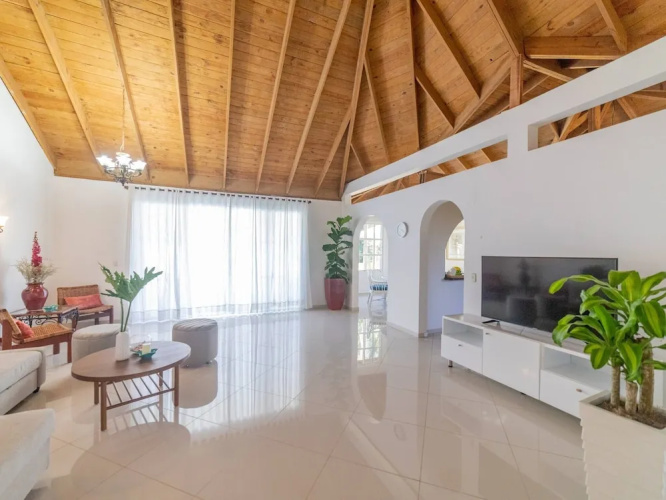 Casati Pearl House, Big House With Private Pool!
