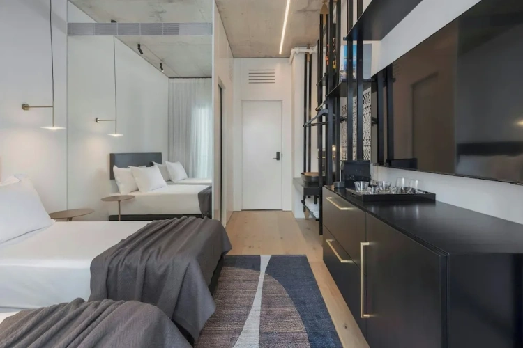 Gymnasia Twin room