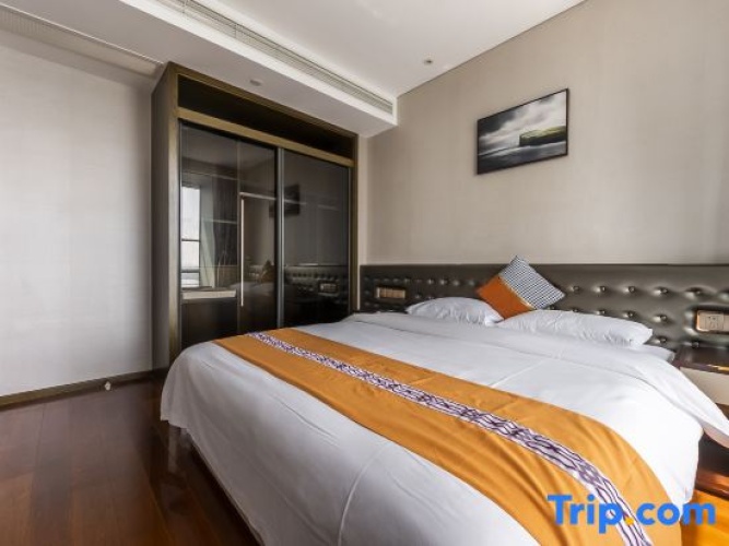 2 Bedrooms Suite