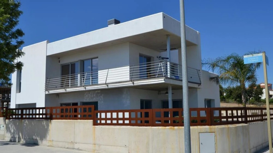Villa Ardia - 50 Metres From the Beach