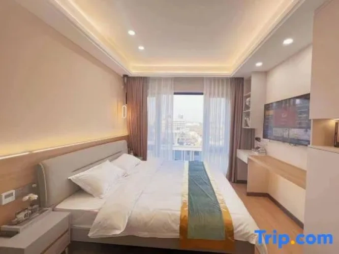 Standard Double room with view