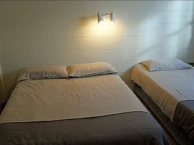 Manhattan Motel