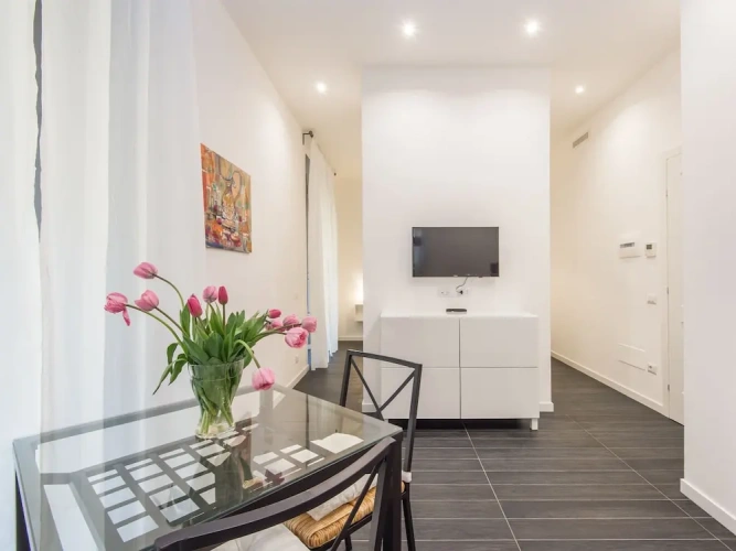 1 Bedroom Comfort room