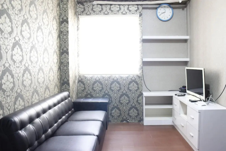 Chic 2BR The Suites @ Metro Apartment