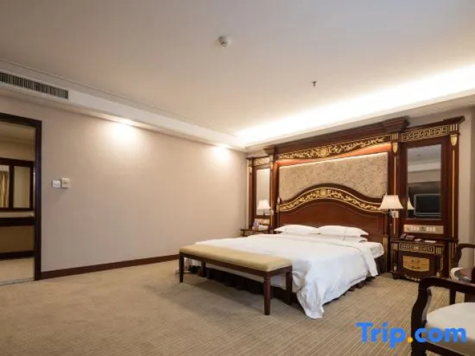 Zhong Hua Hotel