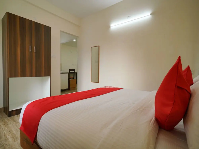 OYO 15574 Caprice Residency, South