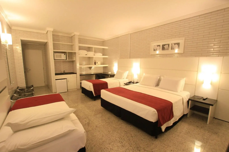 Hotel Confiance Soho Batel