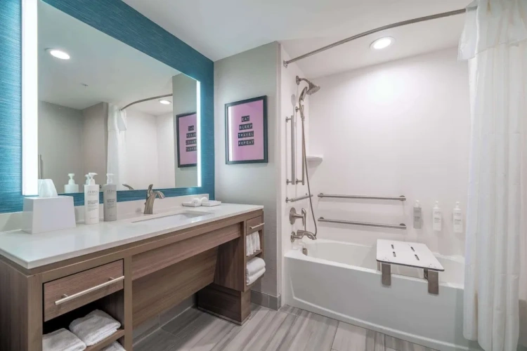 Double Suite