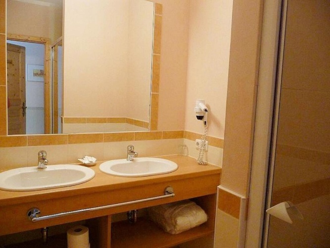 2 Bedrooms Apartment with balcony