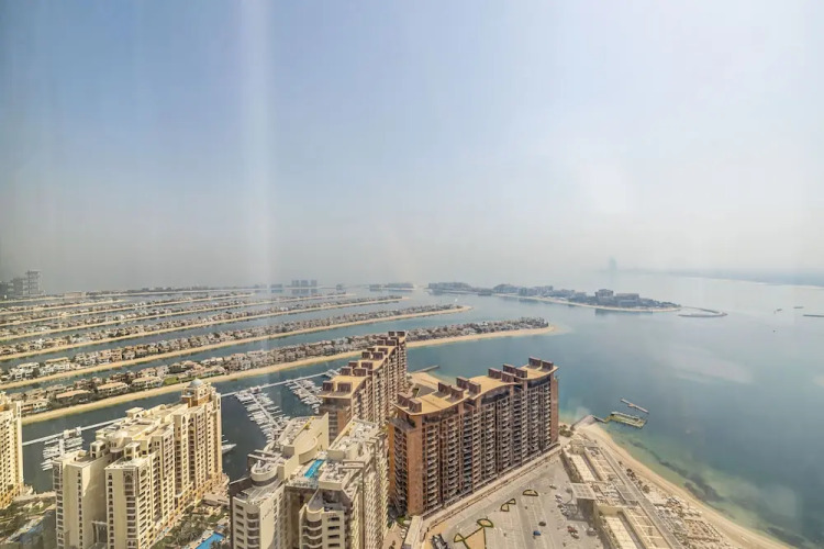 Sea Living High Floor 1 Bed Palm Tower - Image 7