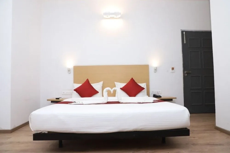 Hotel Aarkay Palace