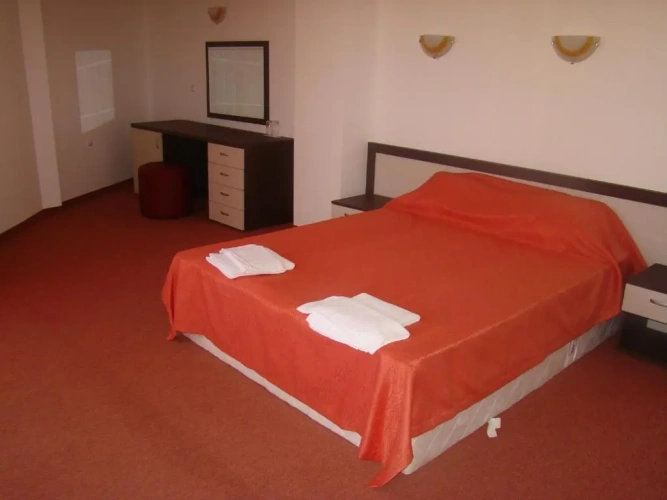 1 Bedroom Apartment with balcony and with sea view