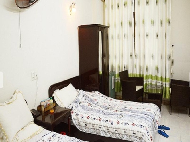 Standard Triple room