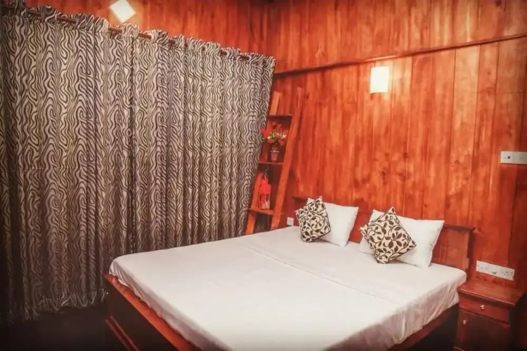 Hikka Ocean Resort