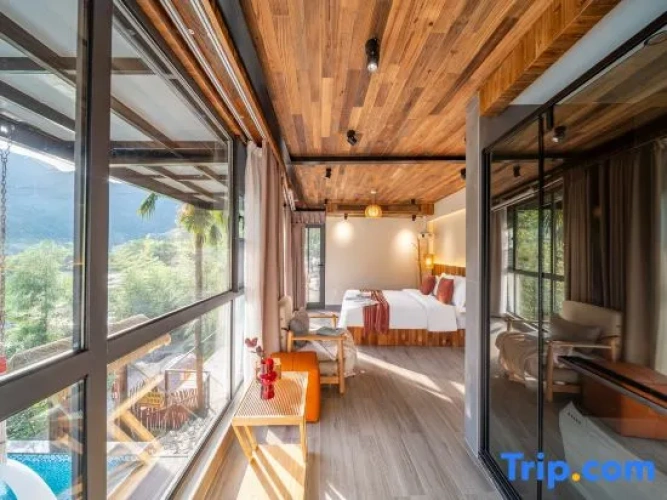 Standard Double room with mountain view