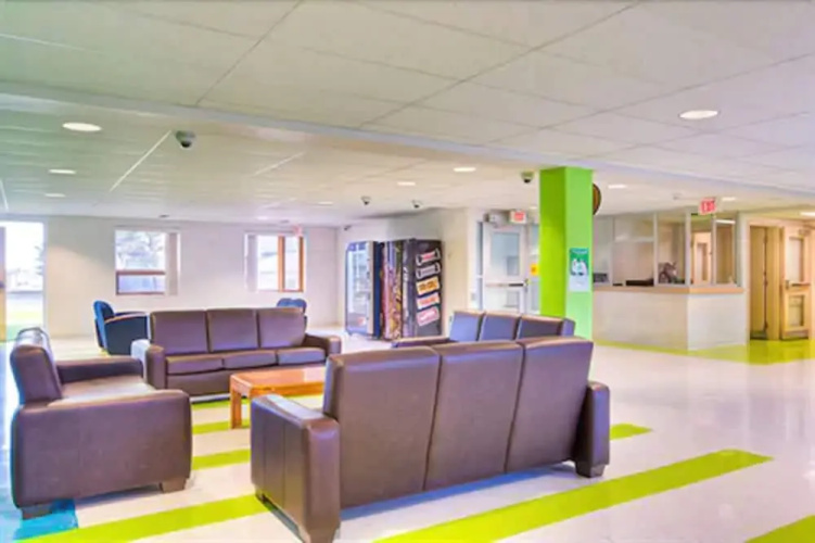 Residence & Conference Centre - Sudbury North