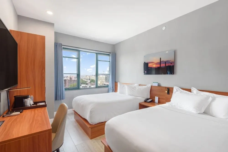 Superior Quadruple room