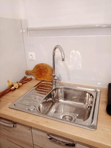 Kiki's Apartments