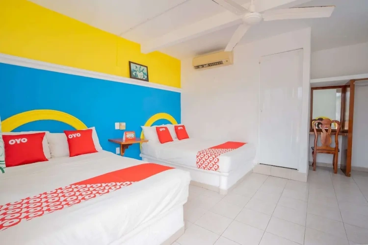 Grand room