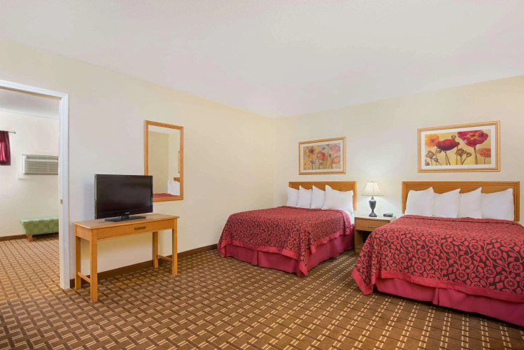 Days Inn by Wyndham Fremont