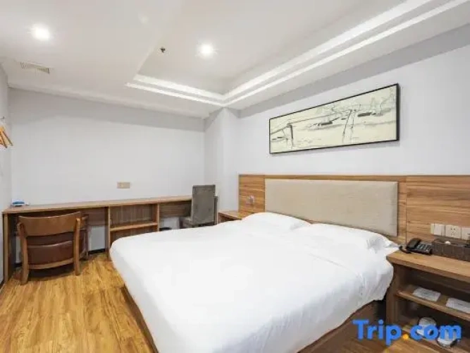 Deluxe Quadruple Suite