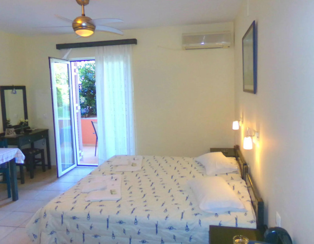 Katerina Seaside Studios - Crete