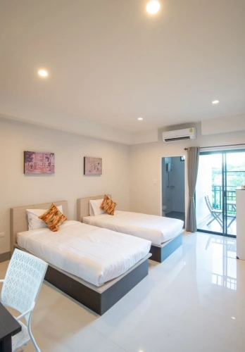 Standard Twin room