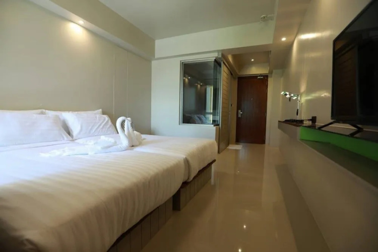 A Room Bangkok Sathorn