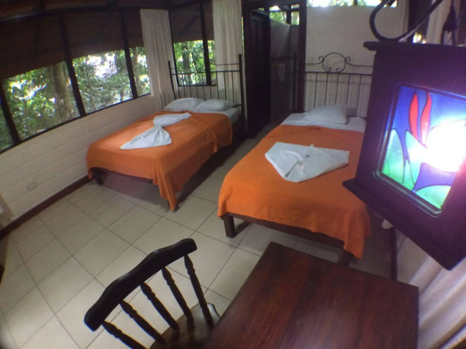Hotel Rana Roja