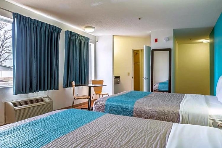 Quadruple Suite