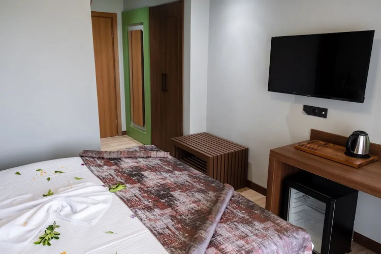 Assos Troy Otel