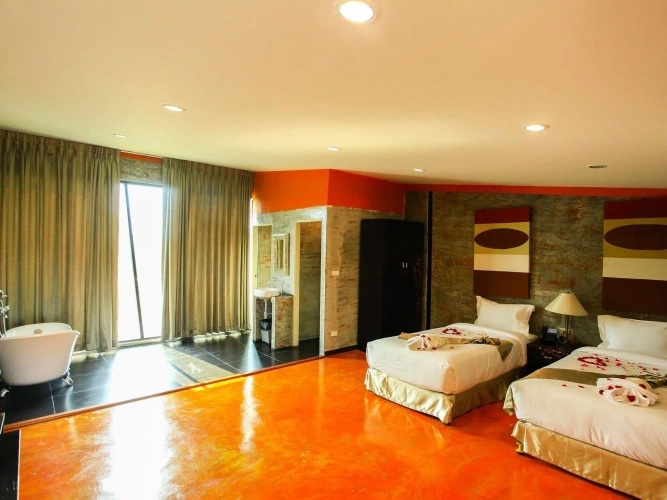 Standard Twin room