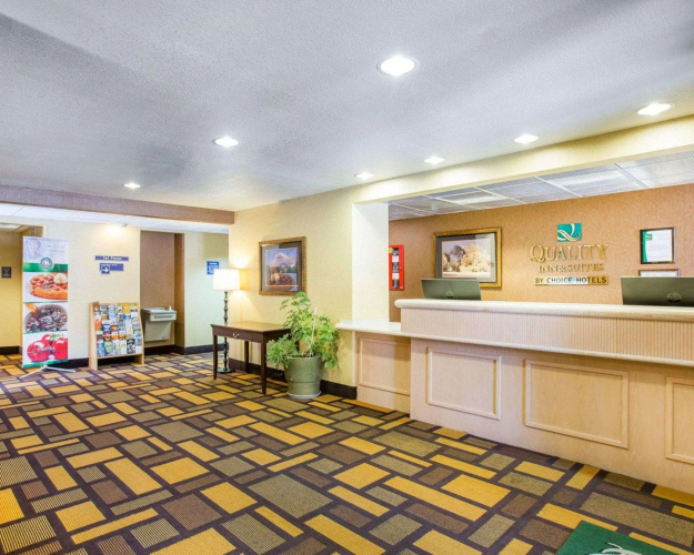 Quality Inn & Suites Weed - Mount Shasta