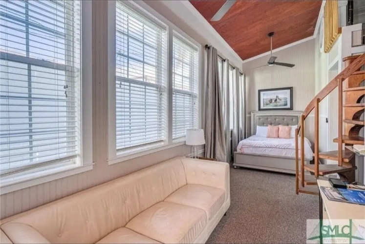 Standard Quadruple room with balcony