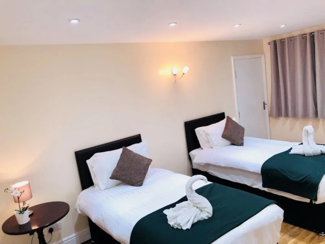 Hill Lodge Hotel