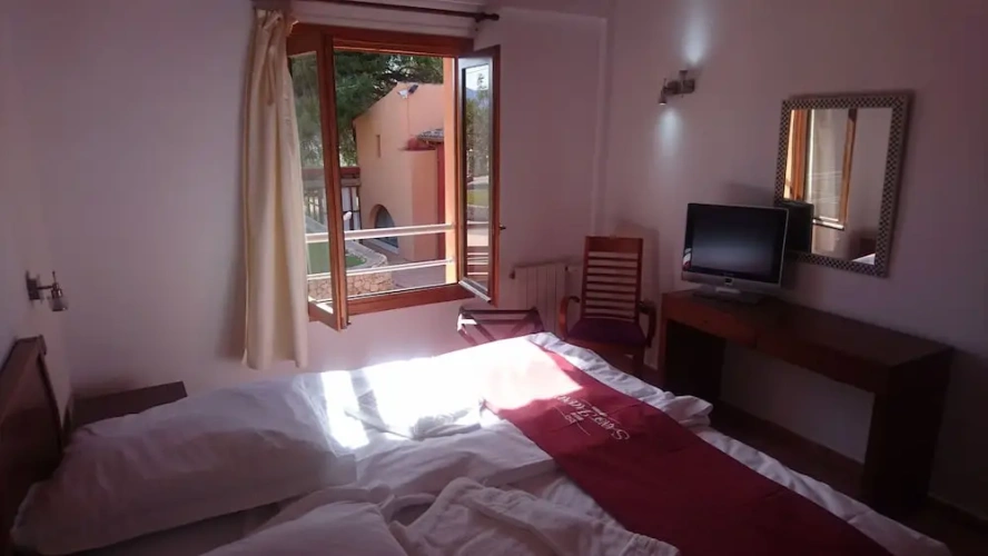 Standard Double room with view