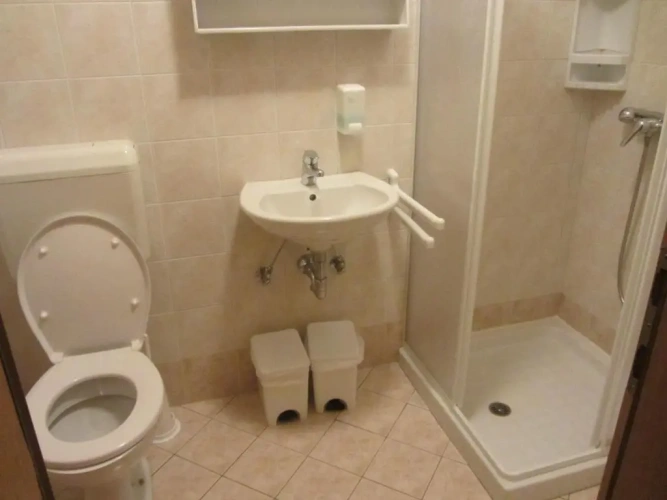 Standard Twin room with balcony