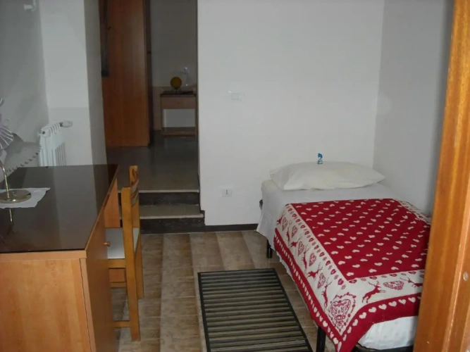 Standard Triple room with view