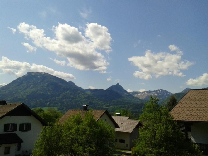1 Bedroom Apartment with balcony and with mountain view