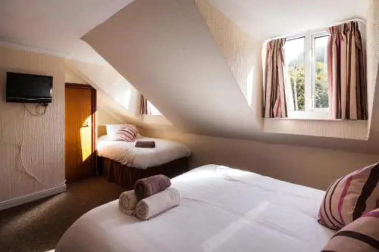 Seaview Hotel