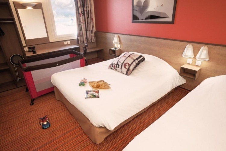 Standard Quadruple room