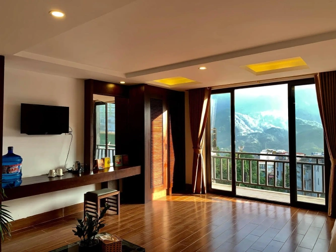 Quadruple Family Suite