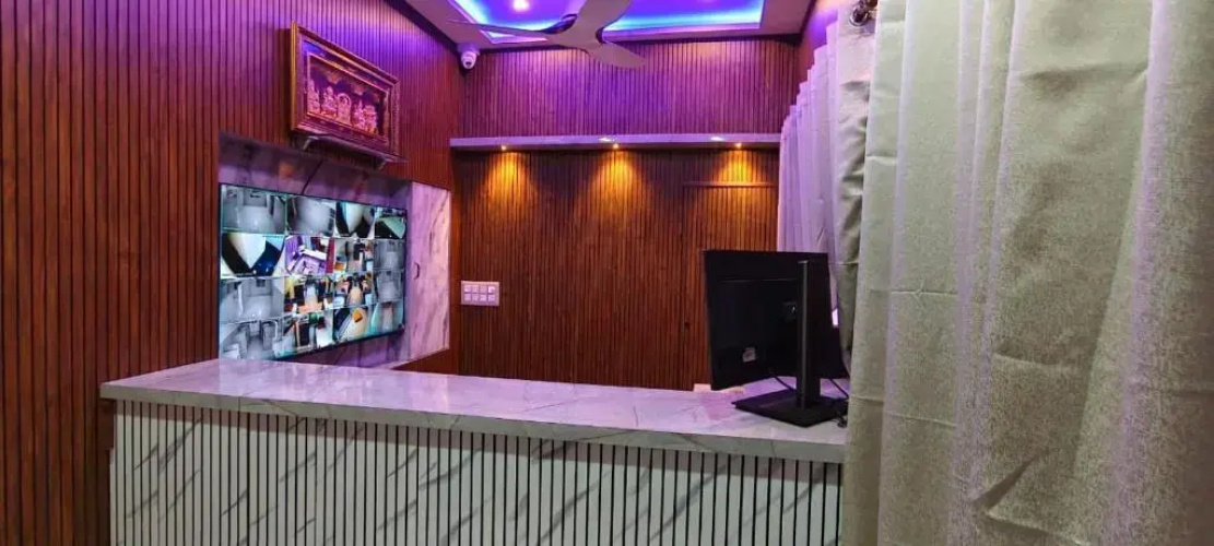V R S Deluxe Dormitory