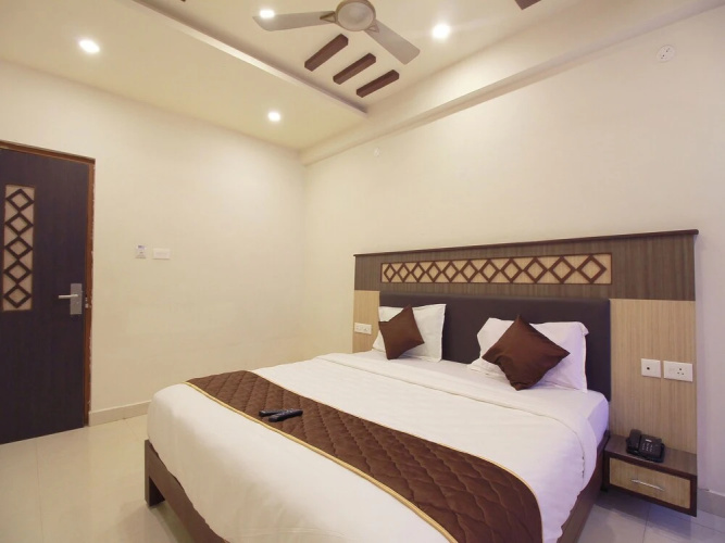OYO 11489 PKN Classic Regency
