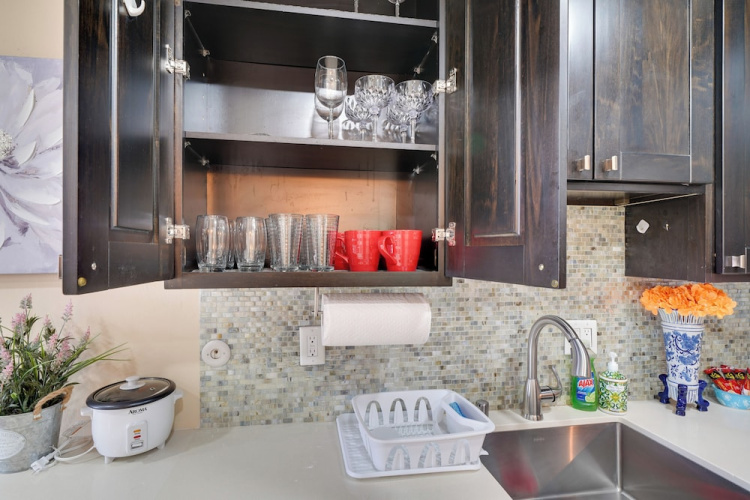 Sip, Golf & Explore: Pleasanton Retreat!