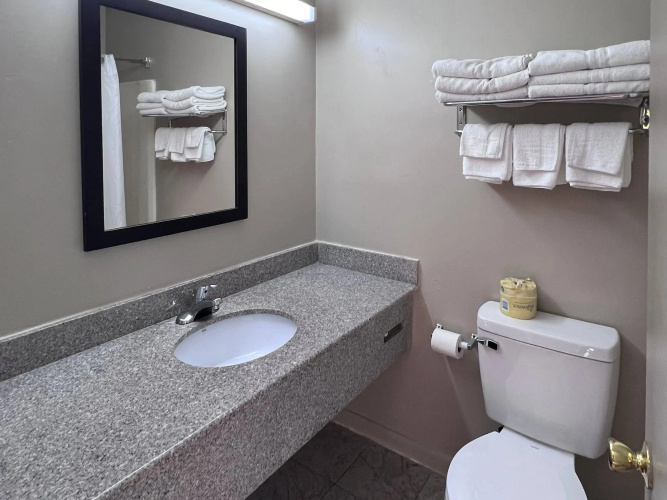 Rodeway Inn & Suites Hershey Chocolate Avenue