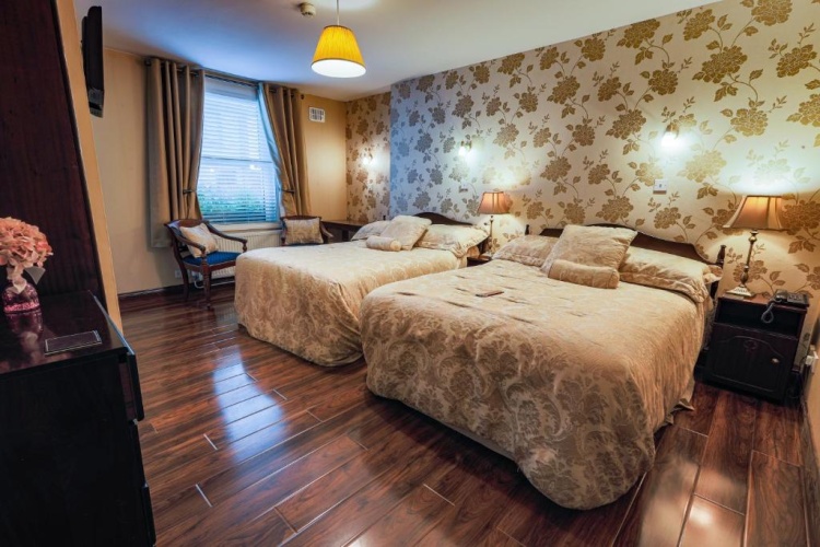 Standard Family room